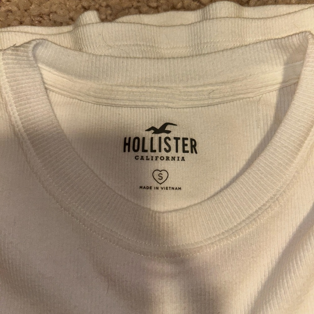 Hollister White Short Sleeve Tee